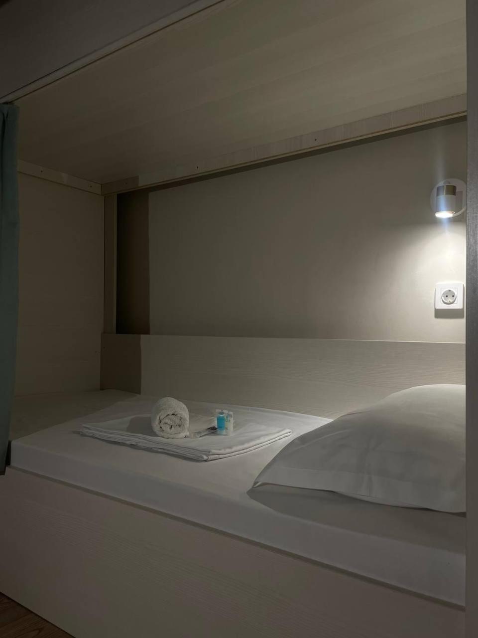 Hostel Nomad อัลมาตี ภายนอก รูปภาพ
